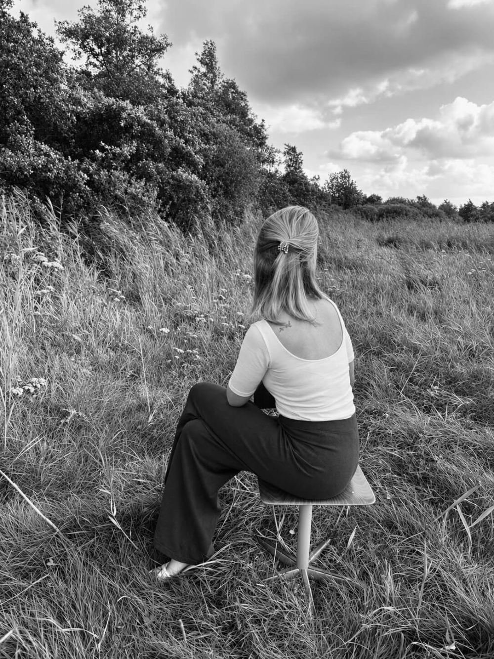 Monica in het veld
